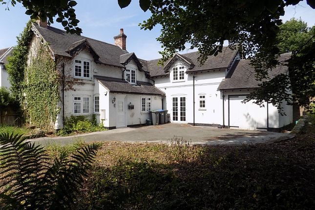 3-bed house on Brailsford Cottage, Main Road, Brailsford, £320,000