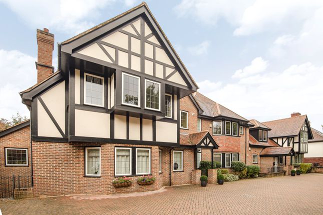 Thumbnail Flat for sale in Buckley Court, 375 Cockfosters Road, Cockfosters, Hertfordshire