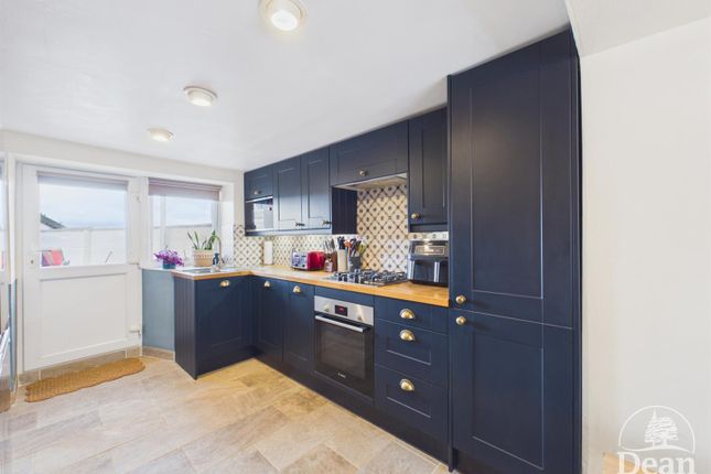 16, Causeway Road, Cinderford photo 4