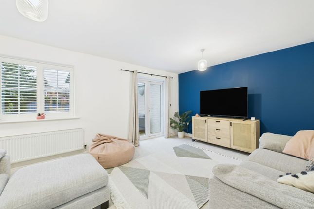 39 Chedington Avenue, Nottingham photo 4