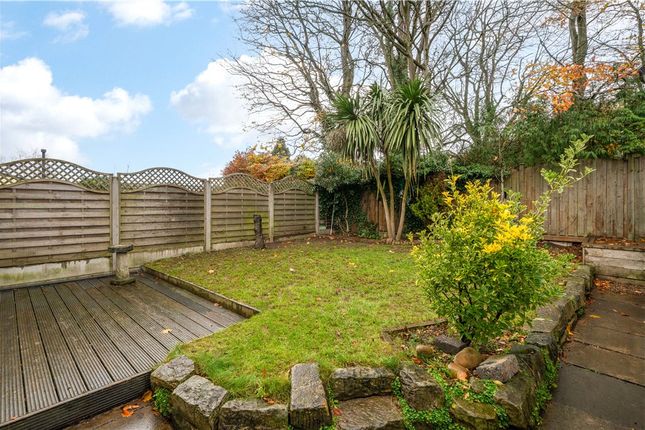 12, Greystones Close, Leeds photo 4