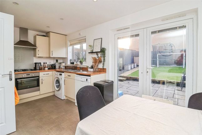 24, Lactans Edge, Bedfordshire photo 3