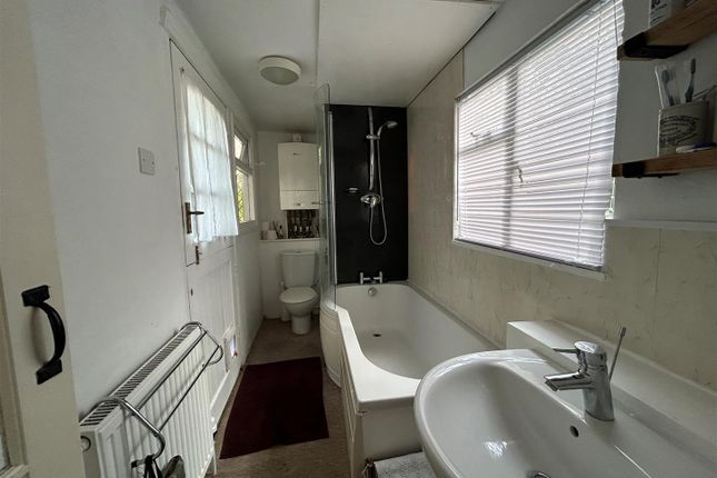 14, Castle Green, Helston photo 4