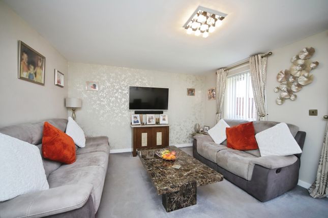 6, Greenacres, Bridgwater photo 4