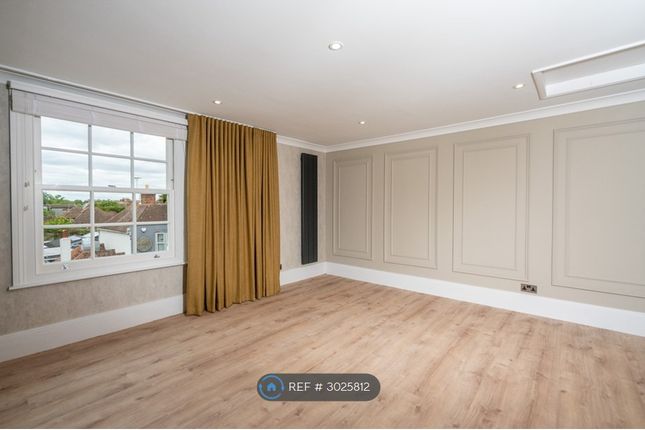 1-bed flat on B Oxford Street, Whitstable, £995/mo