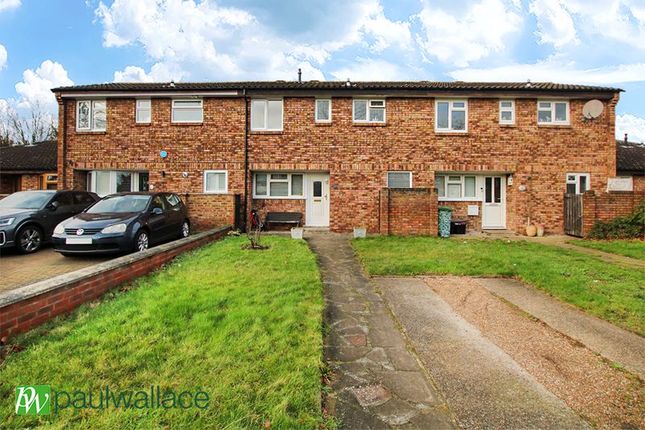 Thumbnail Terraced house for sale in Glamis Close, Cheshunt, Waltham Cross