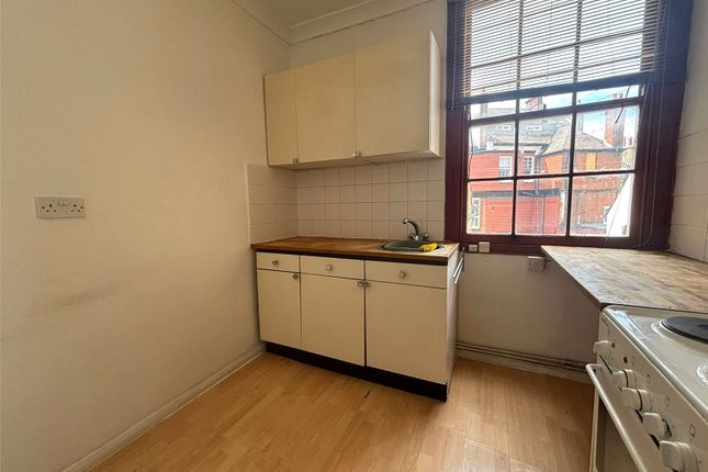 17B, Milton Place, Gravesend photo 3