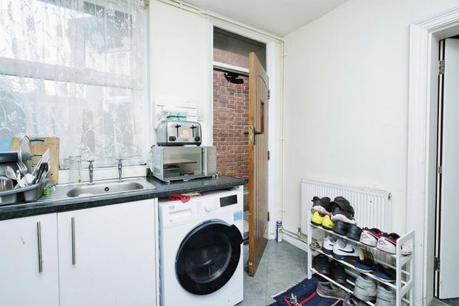 Flat 6, 39, Studley Road, Luton photo 4