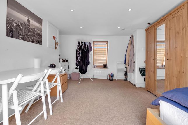 64 B St. Dunstans Road, London photo 4