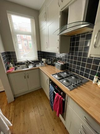 Terraced house to rent in Pasture Terrace, Leeds
