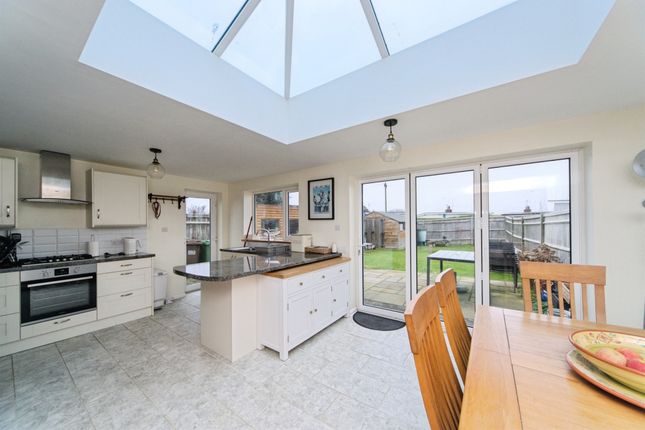 20, Harold Close, Pevensey photo 2