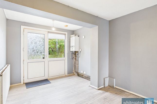30, Arnford Close, West Yorkshire photo 4
