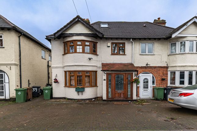 Thumbnail Semi-detached house for sale in New Road, Chingford