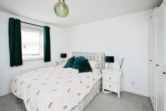 39, Haydn Griffiths Way, Doncaster photo 4