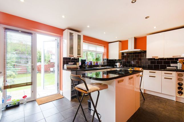 3-bed house on Welbeck Road, North Harrow, £2,450/mo