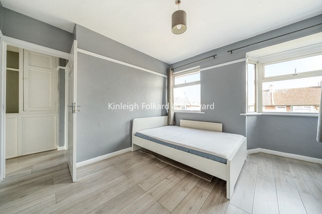 Braid Avenue, London photo 2