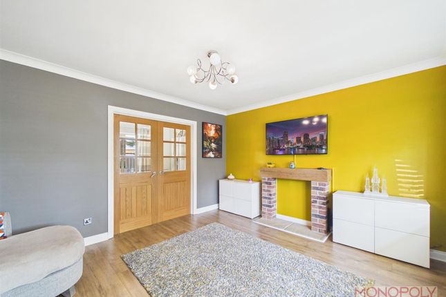 136 Gresford Road, Wrexham photo 2