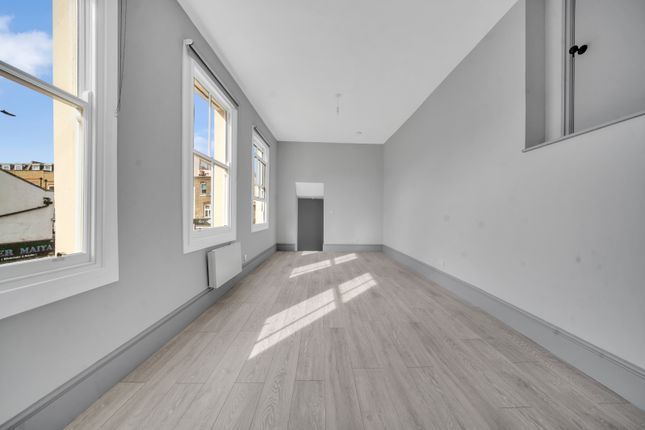 A,, 304 Bethnal Green Road, London photo 4