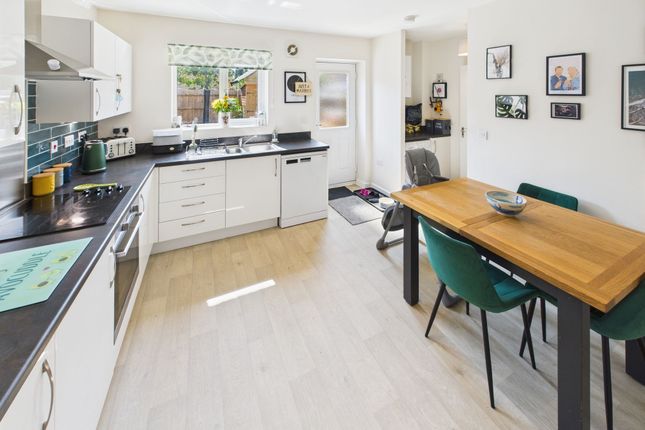16 Padley Close, Chipping Norton photo 2