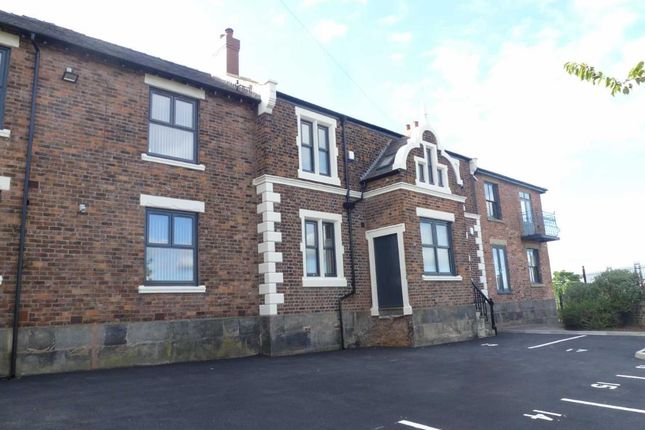 Studio flat on Apt 9, Bathmasters House, Macclesfield, £1,250/mo