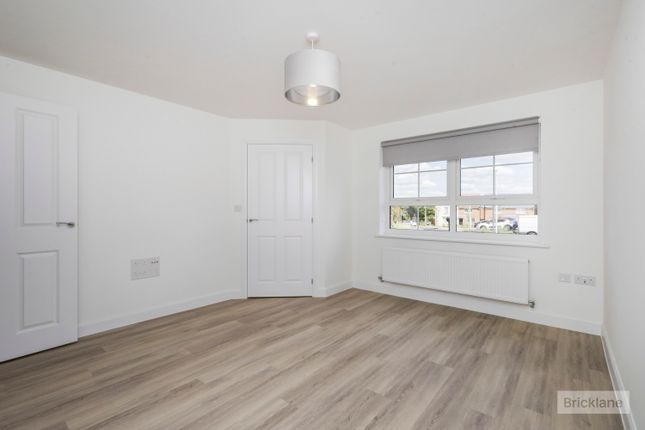 39, Tangmere Road, HAILSHAM photo 4