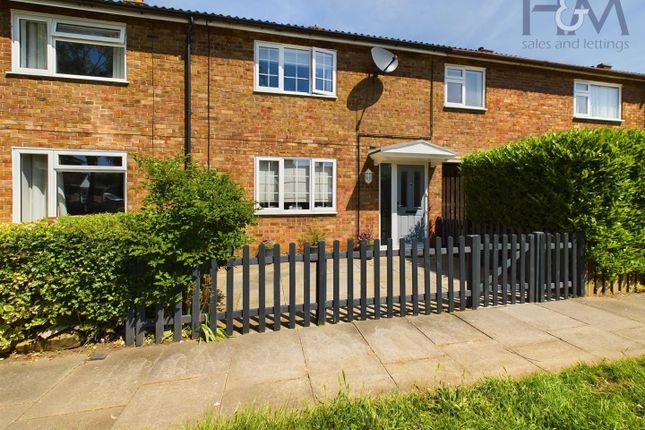 Thumbnail Terraced house for sale in Raleigh Crescent, Stevenage