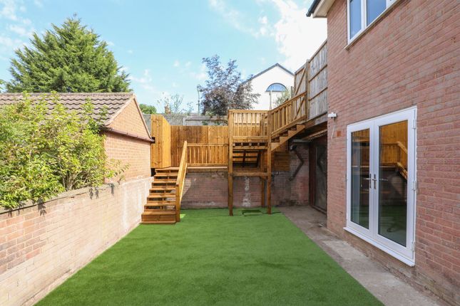5 Heywood Villas, Chesterfield photo 4