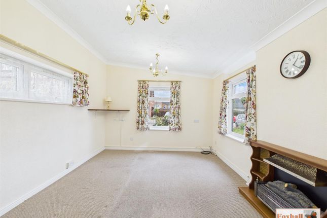 6 St Johns Court, Sunfield Close, Ipswich photo 2