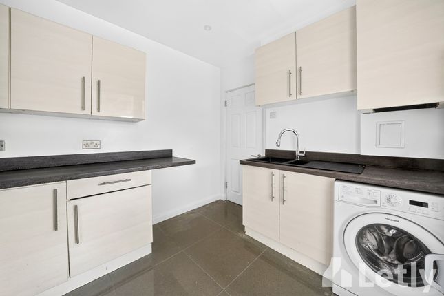 53, Burnham Road, Dagenham photo 4