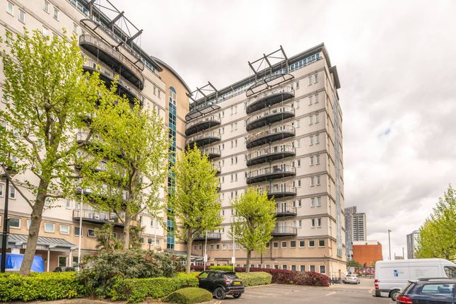 Flat for sale in Central House, Stratford, London