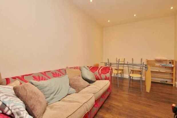 Flat to rent in Madrid Road, Guildford