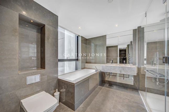Bathroom .Jpg