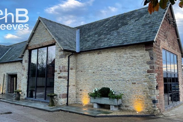 Office to let in The Stables, White Hall Farm, Leamington Road, Long Itchington, Southam, Warwickshire