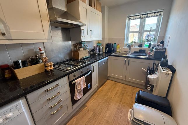 Flat 86, Masters House, Coxhill Way, Aylesbury photo 4