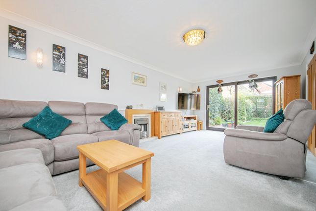 142, Leas Road, Clacton-on-sea photo 3