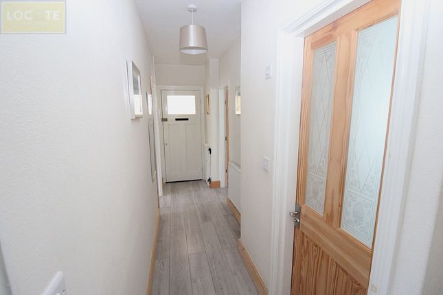 Flat 10, Flixton photo 2