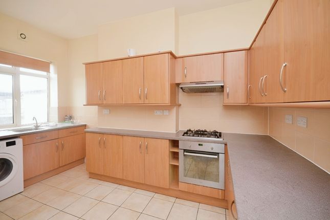 151, Sternhold Avenue, London photo 3