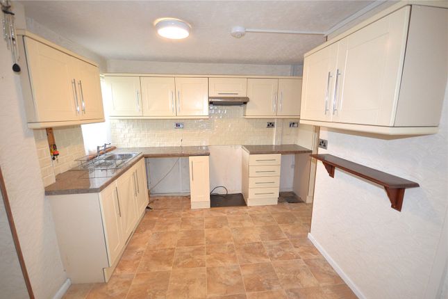 904, Falcon Court, Powys photo 4