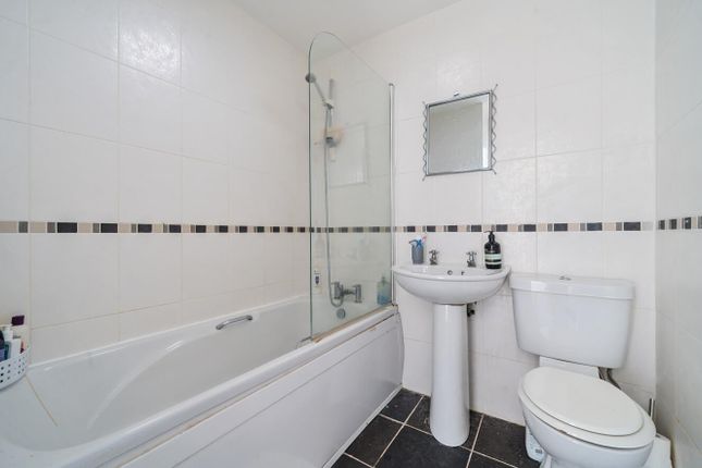 End terrace house for sale in Hawksworth Road, Horsforth, Leeds