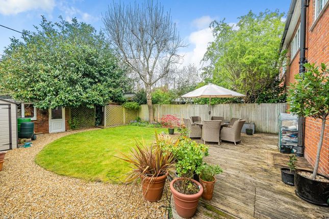 Cottage for sale in Thatcham, Berkshire