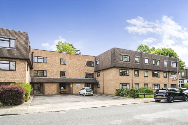 Flat for sale in Palace Grove, Bromley