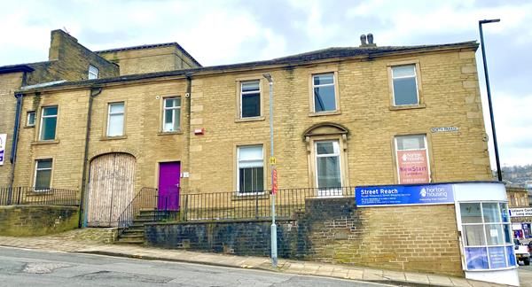 Office for sale in Akroyd Place, Halifax