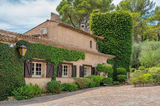 Property for sale in Grasse, Provence-Alpes-Cote D'azur, 06, France