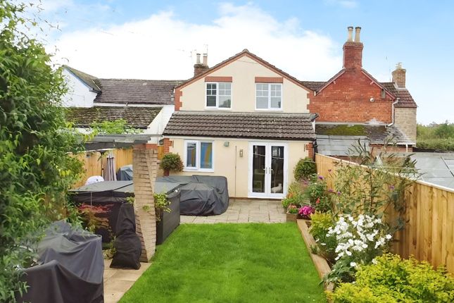 Thumbnail Cottage for sale in New Road, Purton