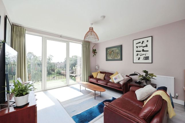 2-bed flat on 36 Laurina Apartments , £425,000