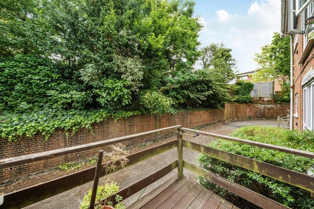 10 Athill Court,, St. Johns Road, Kent photo 2