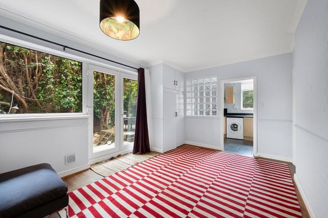 32, Delamere Road, Wimbledon photo 2