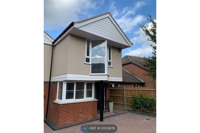 End terrace house to rent in Sparrows Wick, Bushey WD23