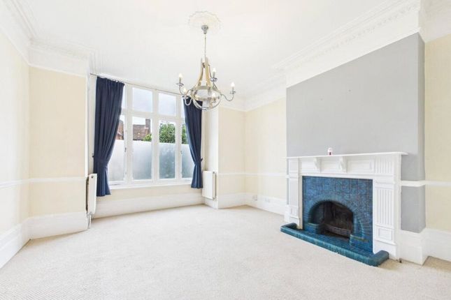 Flat B, 7, Oaklands Road, Bromley photo 2
