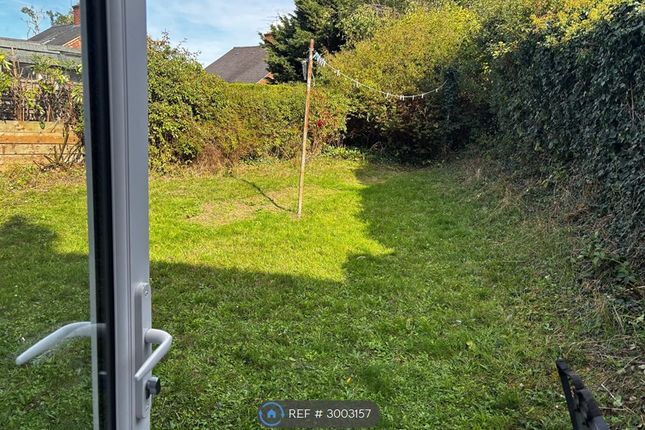 St Margarets Road, Whitnash, Leamington Spa photo 3